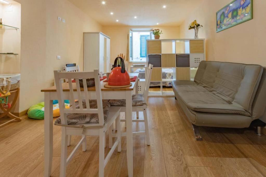 Apartmán Luccadentro - Centro Storico Exteriér fotografie
